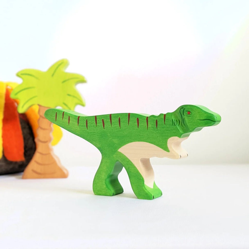 Holztiger Ahşap Oyuncak Dinozor - Allosaurus-Waldorf Ahşap Hayvan Figürü-1-Kidsmondo