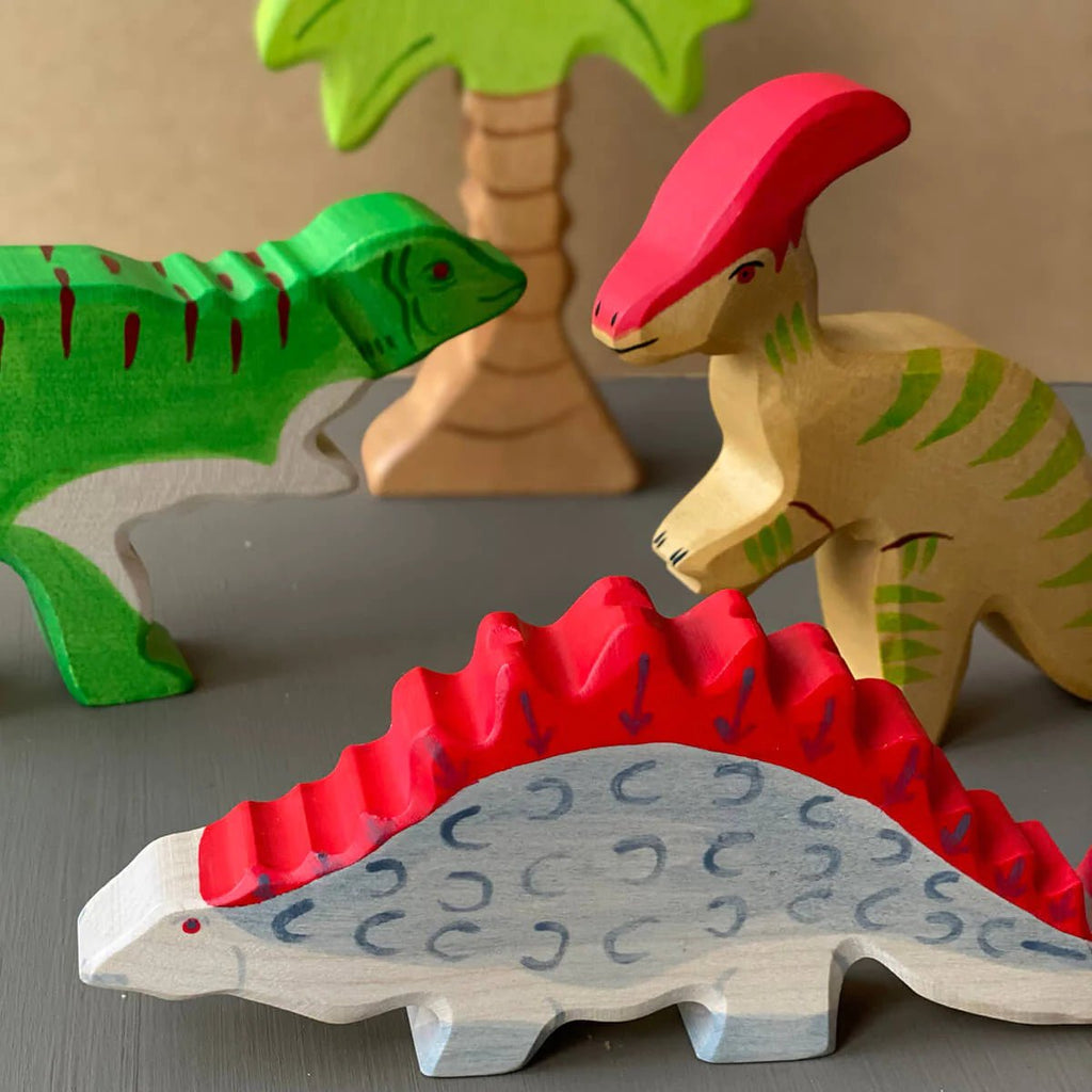 Holztiger Ahşap Oyuncak Dinozor - Stegosaurus-Waldorf Ahşap Hayvan Figürü-2-Kidsmondo