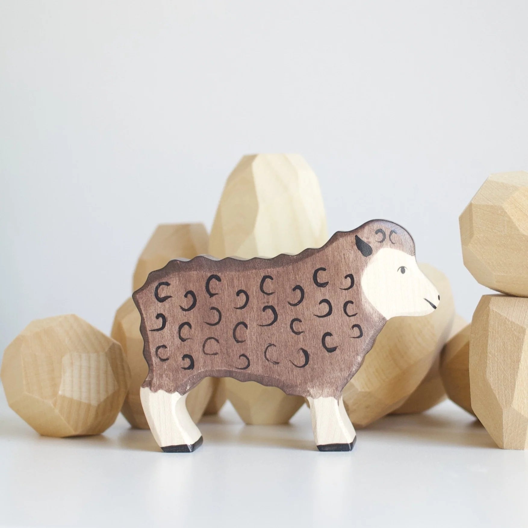 Holztiger Black Sheep